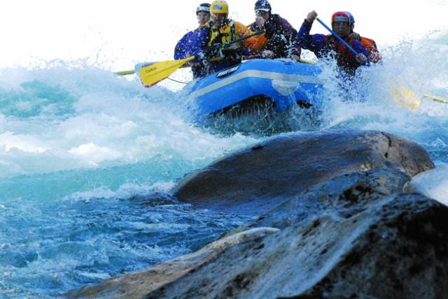 River guide training